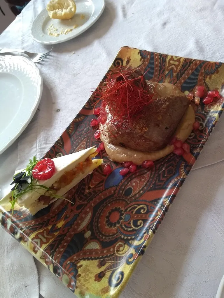 Efren Ramirez_Restaurante LY 2_Nava del Barco_review