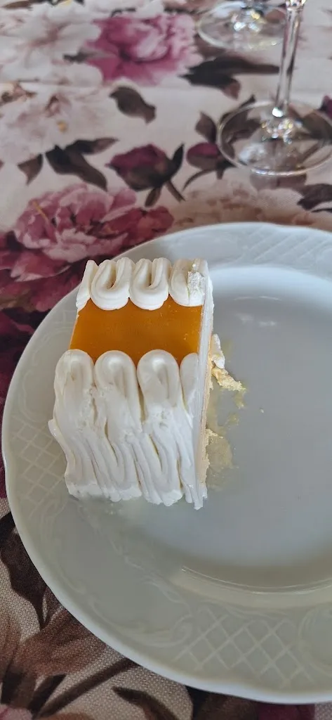 Maria Carmen Bosque_Restaurante LY 2_Nava del Barco_review