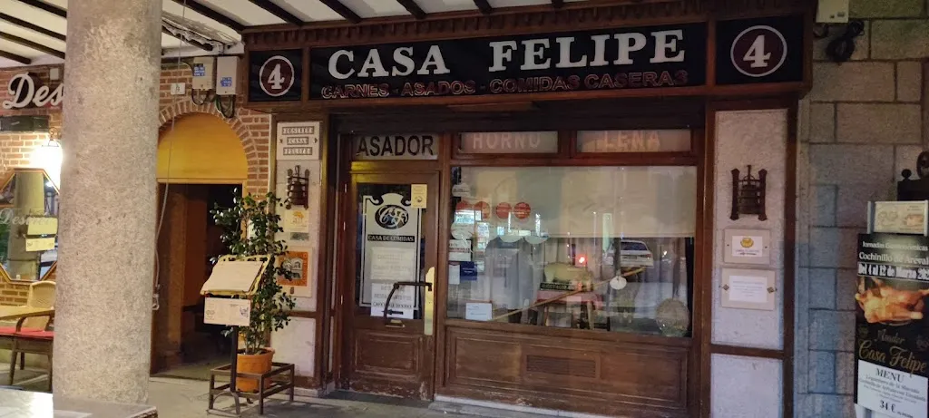 Asador Casa Felipe_Nava de Arévalo_slider_image_1