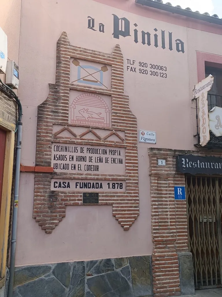Restaurante Asador La Pinilla_Nava de Arévalo_slider_image_3