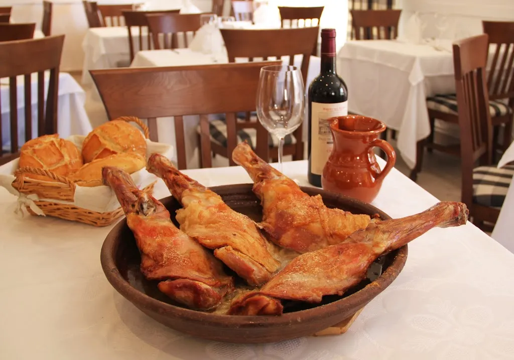 Restaurante El Tostón de Oro_Nava de Arévalo_slider_image_3