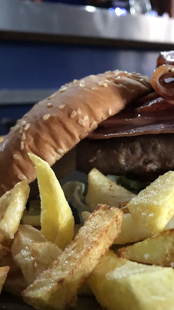 Gredos Daniel_Nuevo Bar Riles_Navalosa_review