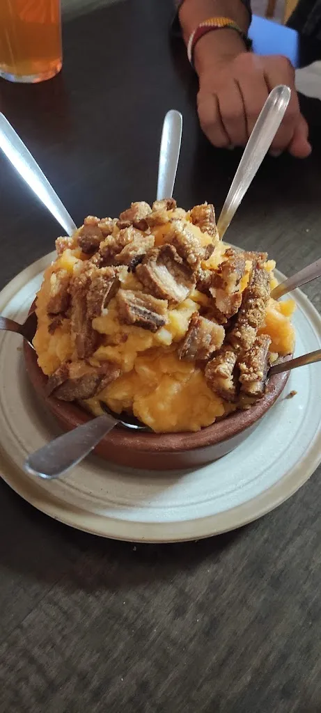 Menu_Bar Tal Sitio_Navalonguilla_image_5