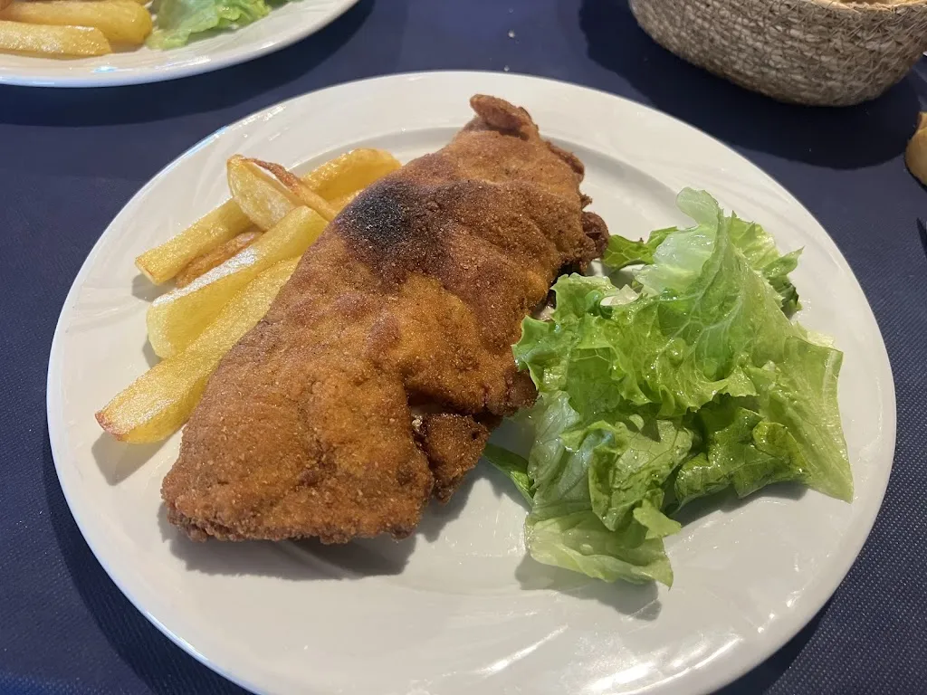 MESON RESTAURANTE RUTA DE GREDOS_Navaquesera_slider_image_3