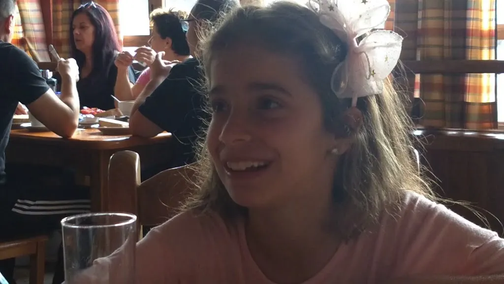 Bar Frutos_Navarredonda de Gredos_slider_image_2