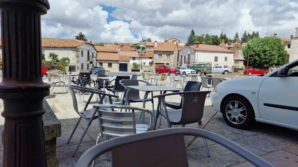 BAR LA CANTINA DE PATUCAS restaurant in Navarredonda de Gredos