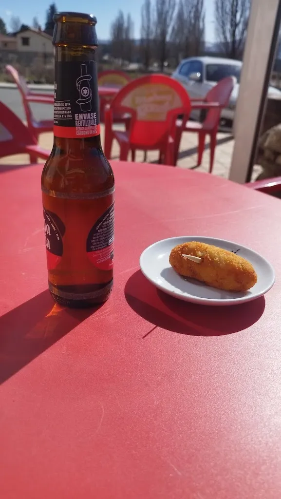 Bar el Cruce_Navarredonda de Gredos_slider_image_3