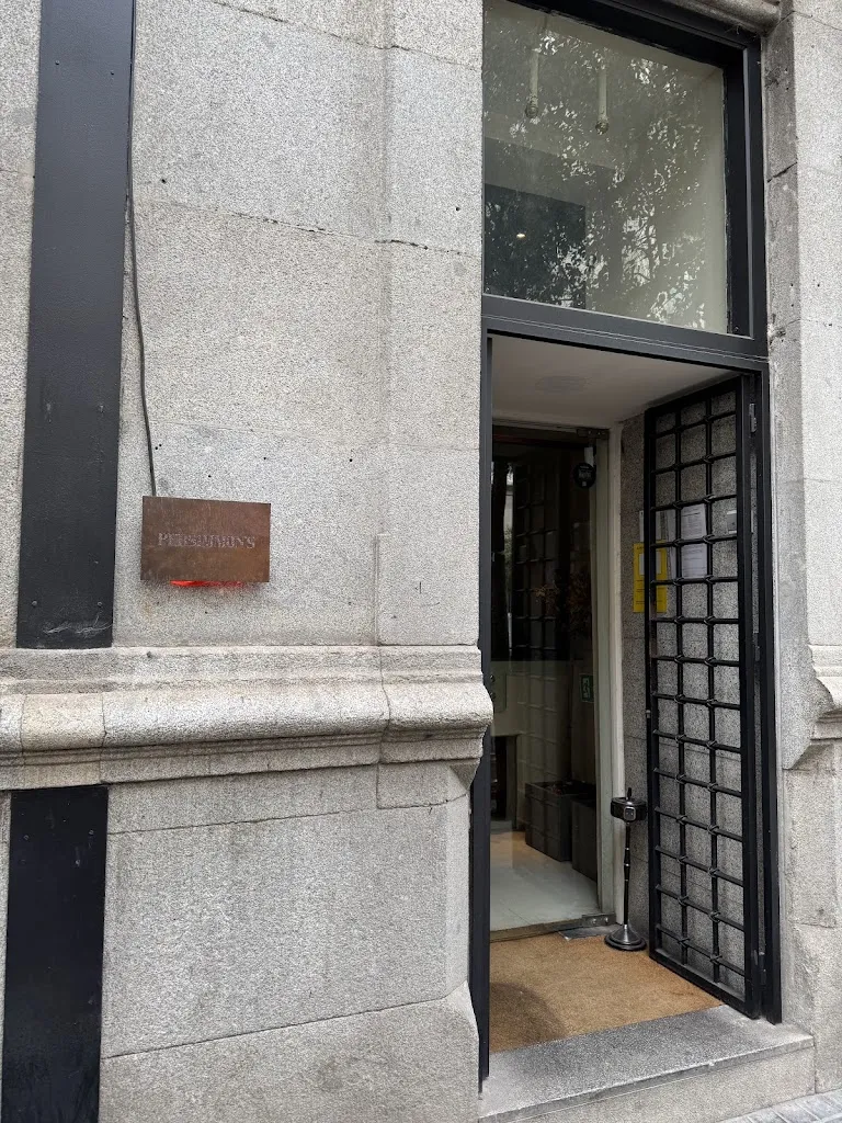 Persimmons - Georgian restaurant Madrid_Padiernos_slider_image_3