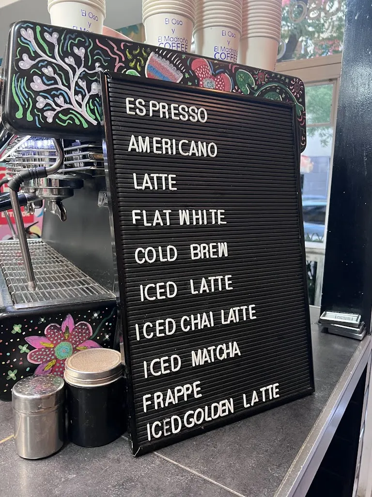 Menu_The Bear and the Madroño_Oso El_image_1