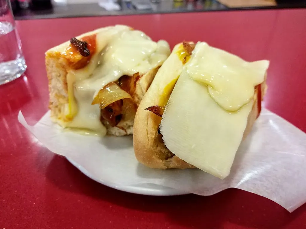 Juan Luis Sanz_Hamburguesería Don Oso_Oso El_review