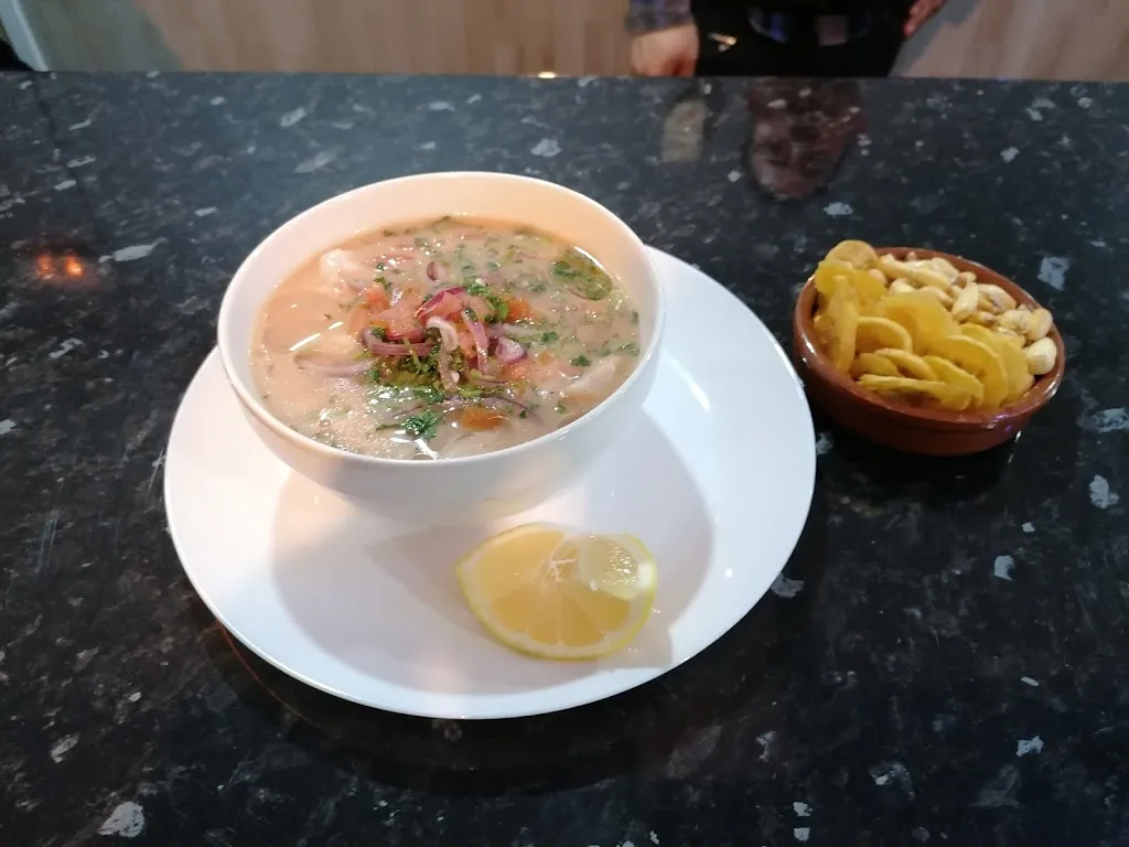 Menu_Bar restaurante ecuatoriano La cueva del oso_Oso El_image_6