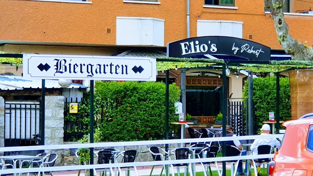 Elio´s by Robert restaurant in Navas del Marqués Las