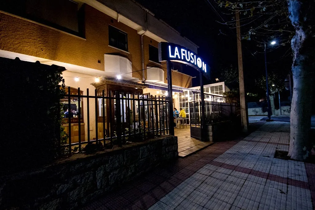 La Fusión restaurant in Navas del Marqués Las