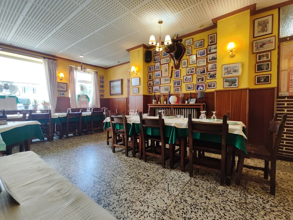 Restaurante Nuria_Navaluenga_slider_image_1