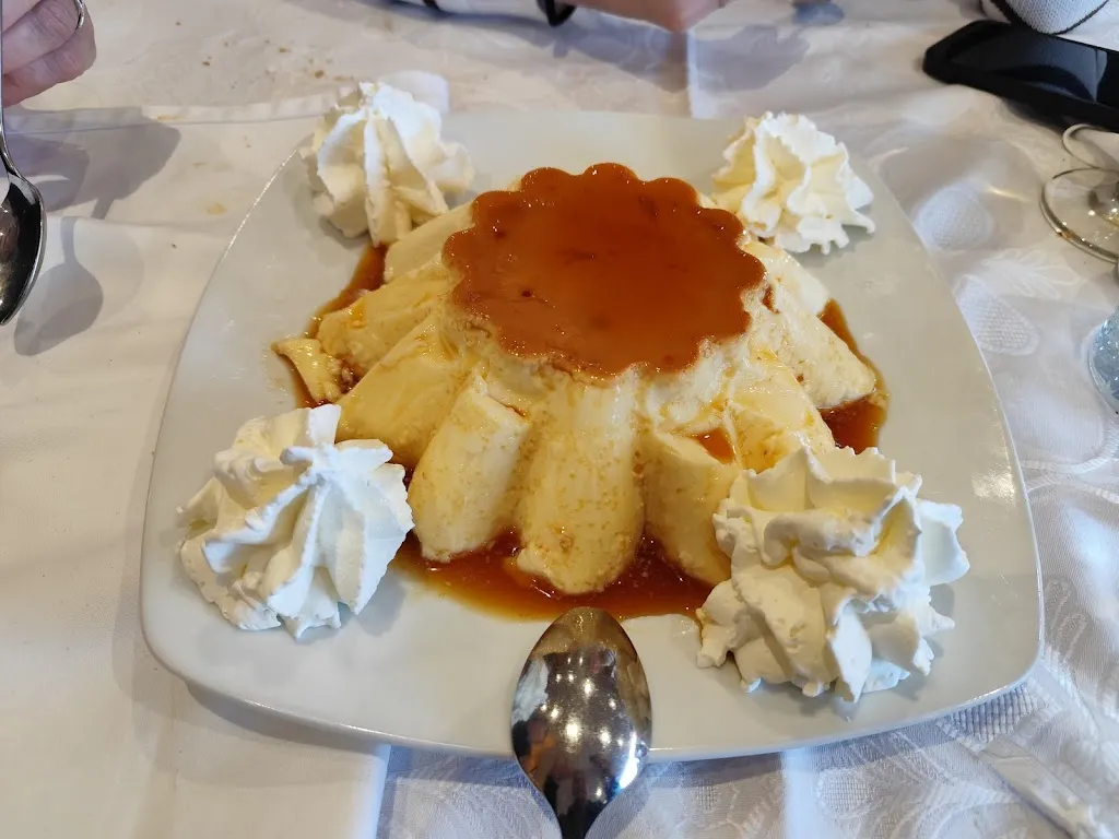 Gema Bar Restaurante_Navaluenga_slider_image_3