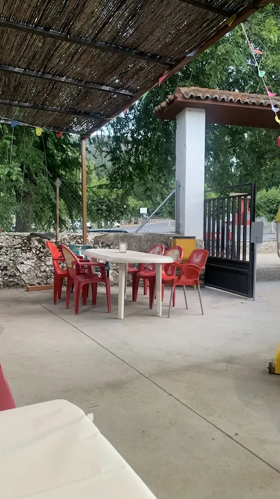 Bar Restaurante La Bellota_Navaluenga_slider_image_1