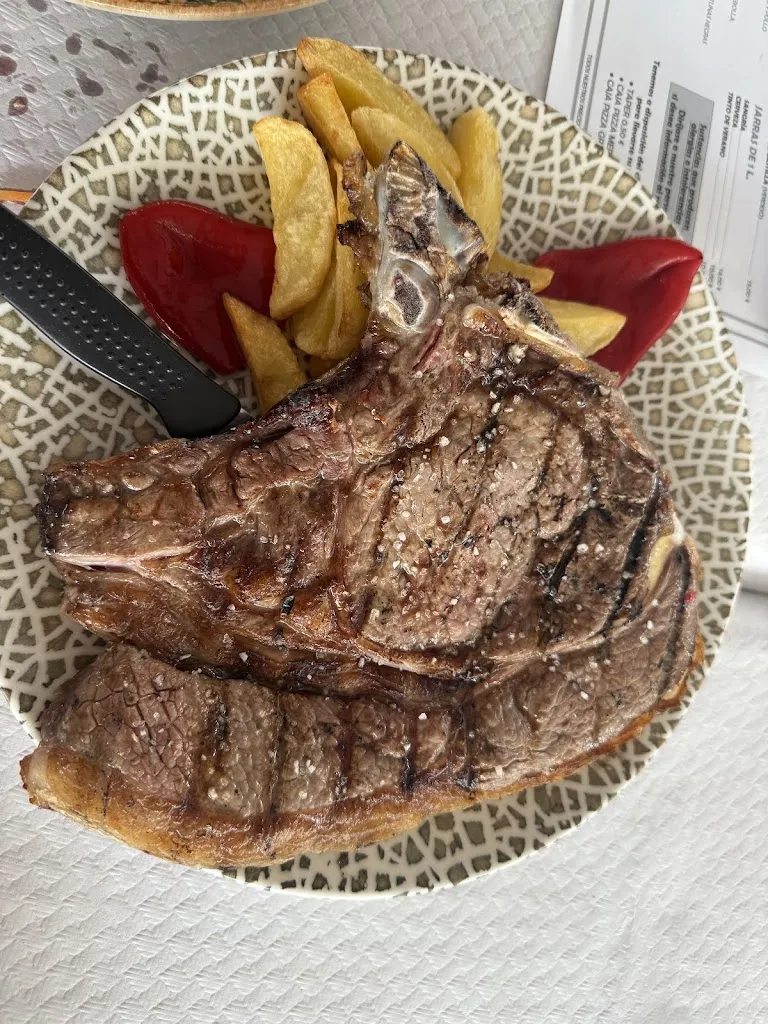 Bar Restaurante La Bellota_Navaluenga_slider_image_2