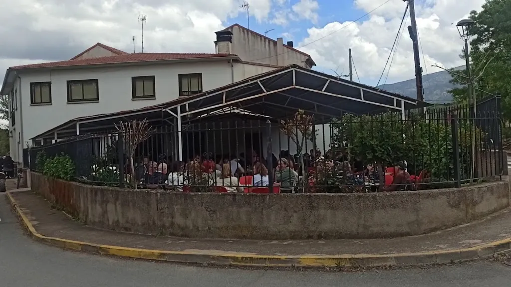 Los Dos Puentes_Navaluenga_slider_image_3