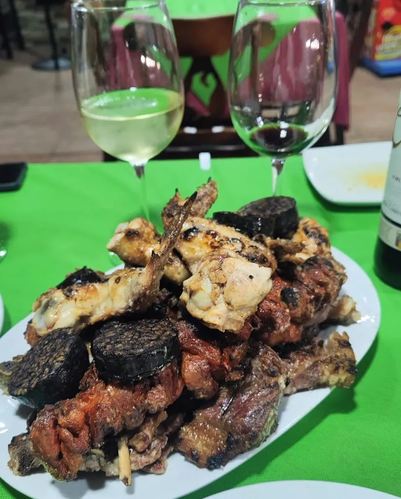 Manuel Castelao_LA TERRAZA DE FLOREN_Navaluenga_review