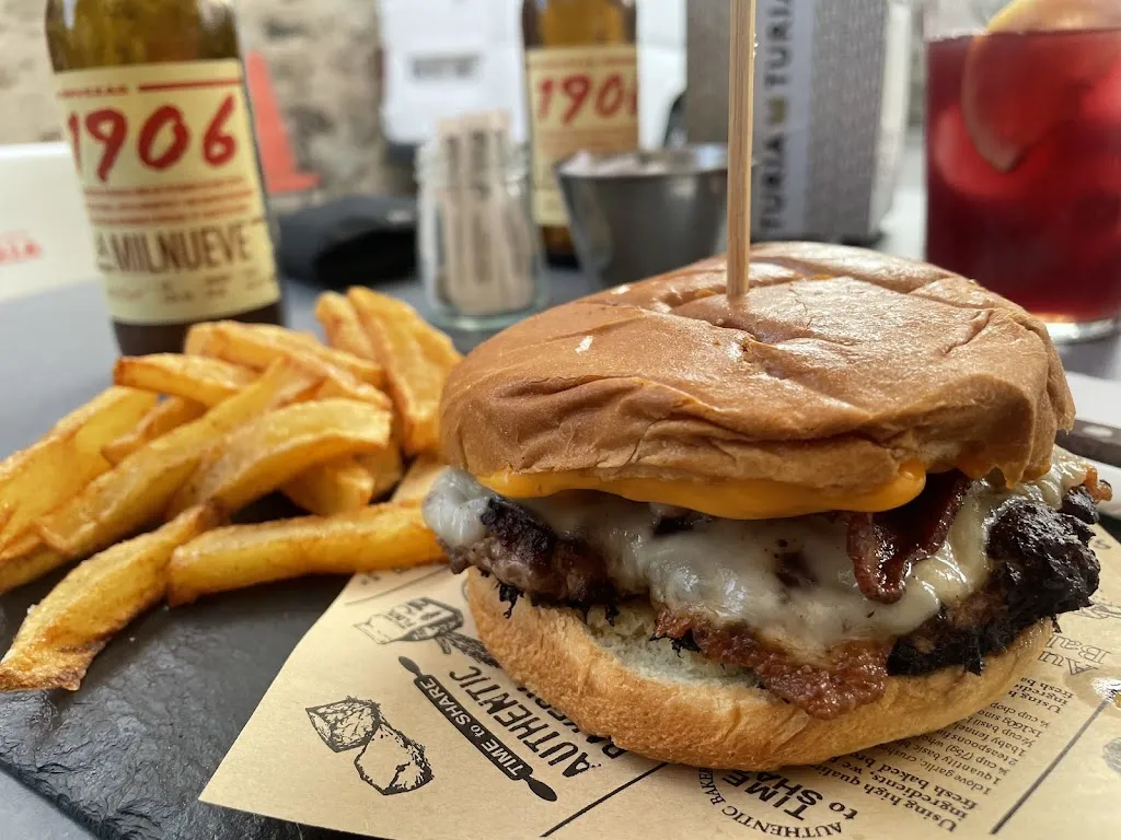 Bar La Piedra_Navaluenga_slider_image_2