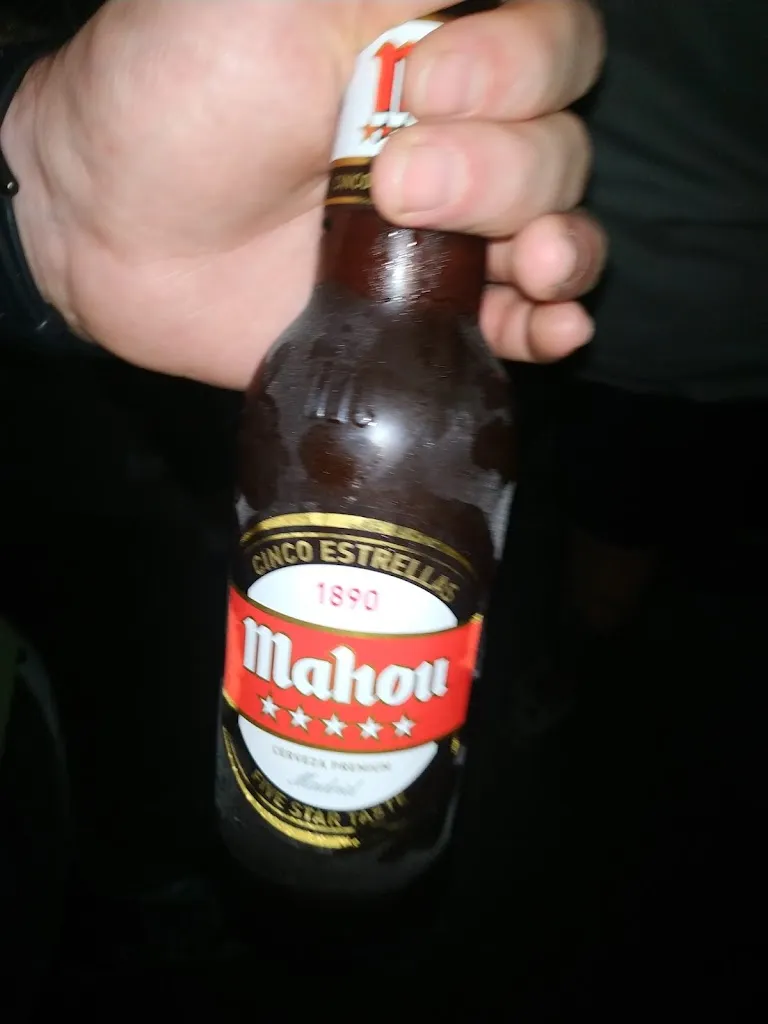 Carlos 97_Los Álamos_Navaluenga_review