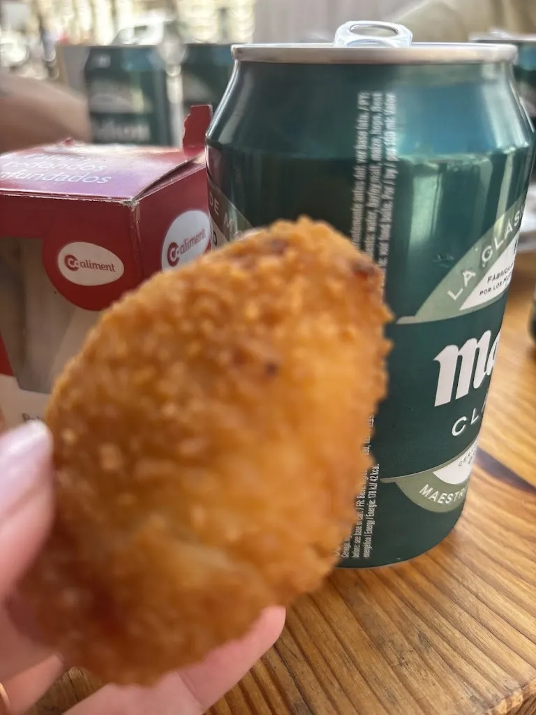 Carlota Gracia Pamies_La Despensa, Kebab-Pizza -Burguer. Pollos Asados._Navaluenga_review