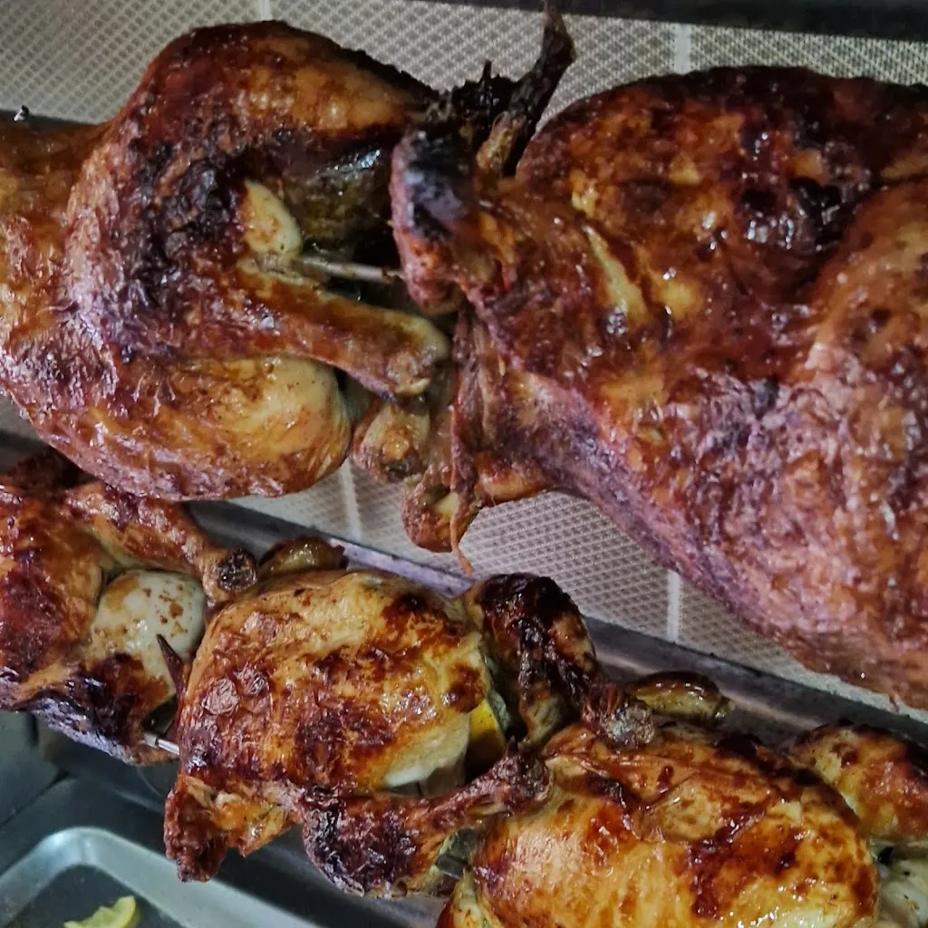 La Despensa, Kebab-Pizza -Burguer. Pollos Asados. restaurant in Navaluenga