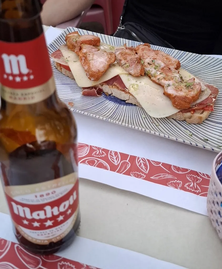 Carlos Palomero_Bar Restaurante El Rollo_Pedro Bernardo_recensione