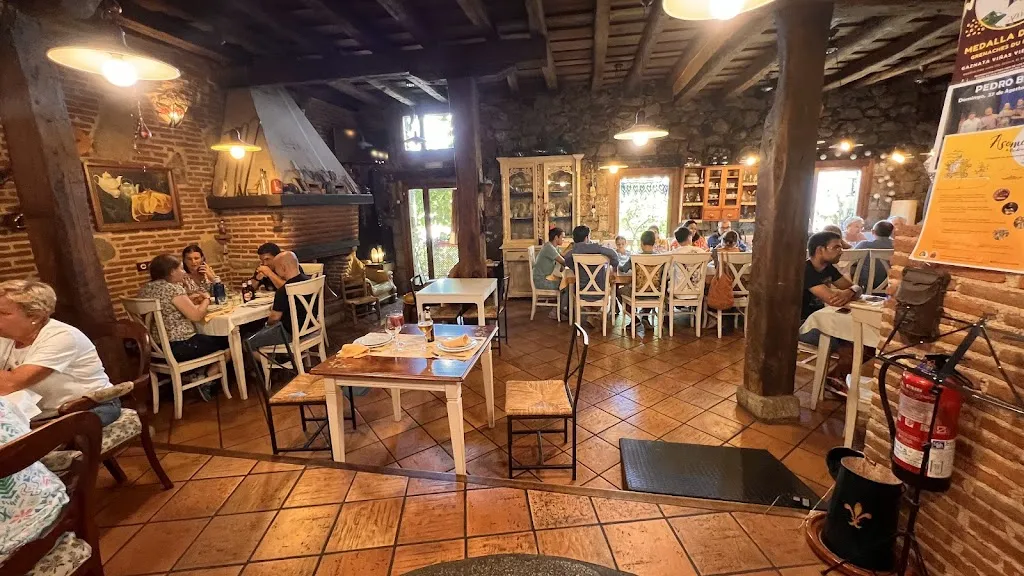 Olga Vechirko_La Gatera. Posada Rural_Pedro Bernardo_review