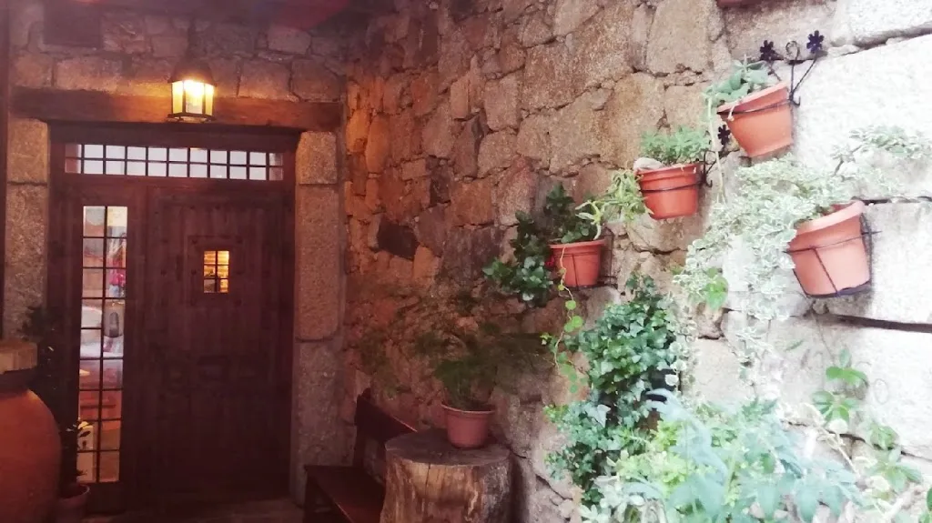 La Gatera. Posada Rural restaurant in Pedro Bernardo