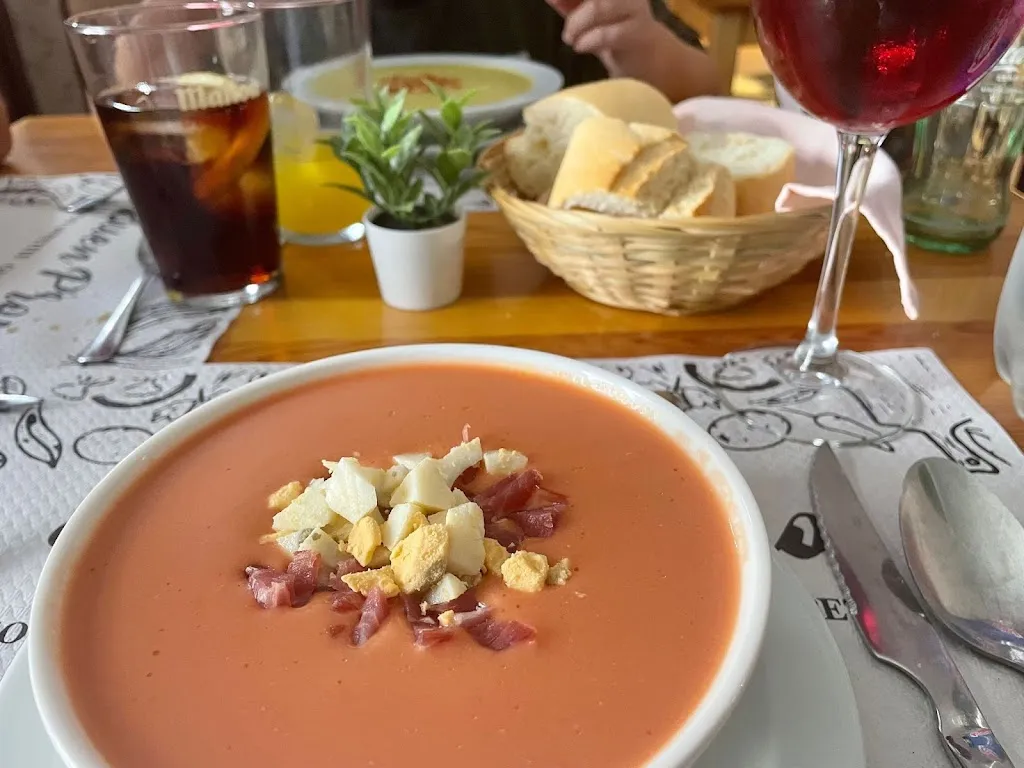 Menu_Bar El Hogar_Pedro Bernardo_image_7