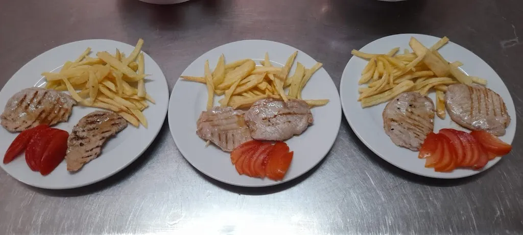 Menu_Bar restaurante el corchuelo_Pedro Bernardo_image_2