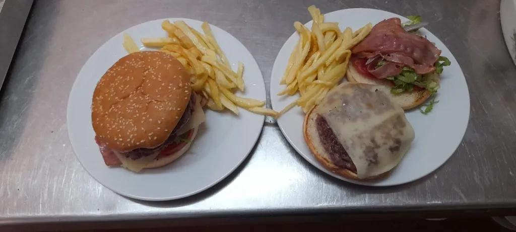 Menu_Bar restaurante el corchuelo_Pedro Bernardo_image_4