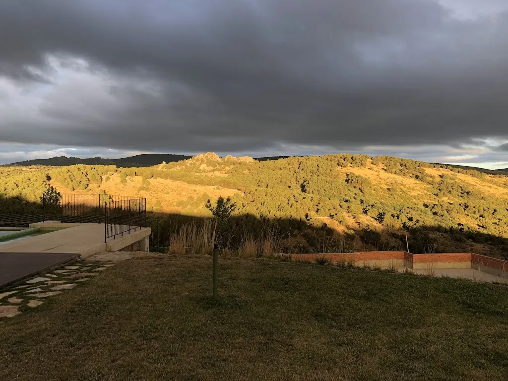 Mark Daia_Las Buenas Costumbres_Peguerinos_review