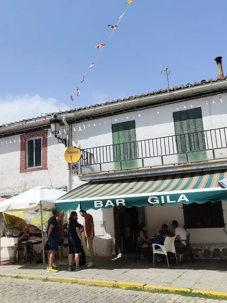 ESTHER ESTEBAN_Bar restaurante Gila_Peguerinos_review