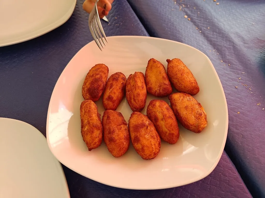 Bar restaurante Gila_Peguerinos_slider_image_3