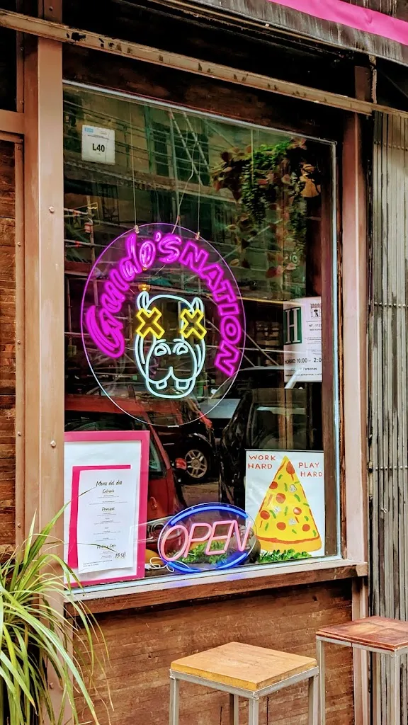 Lindsay Oehm_Guido's Nation Pasta & Pizza_Pedro-Rodríguez_review