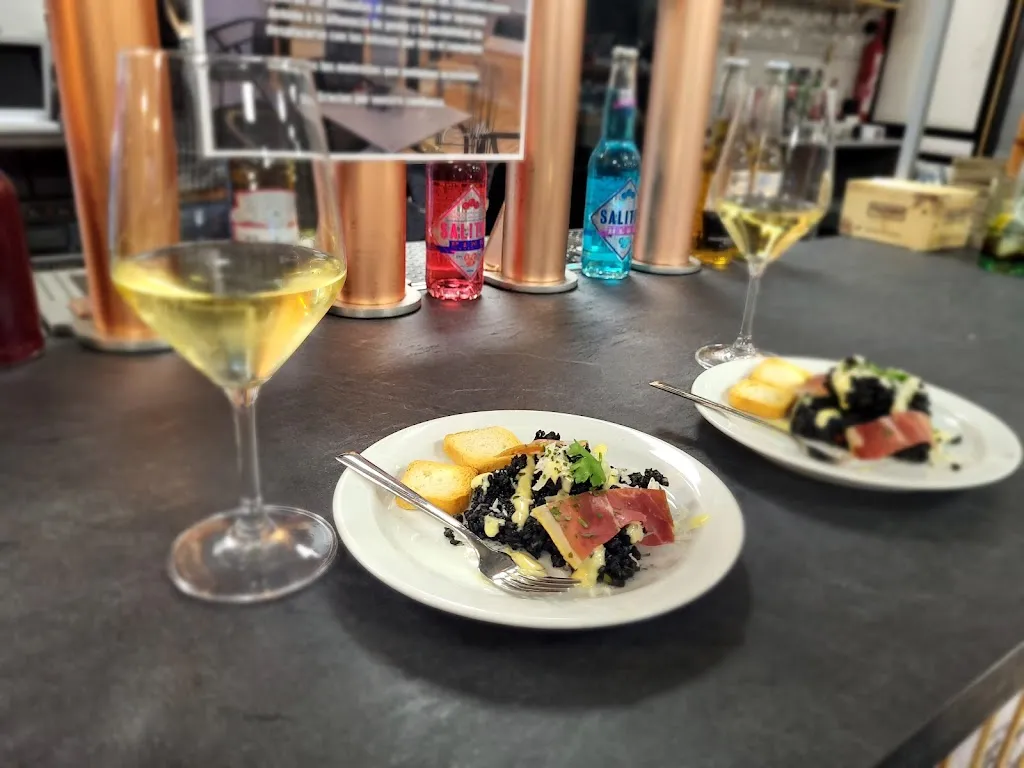 Menu_Cervecería Medulio_As Pontes de García Rodríguez_image_8