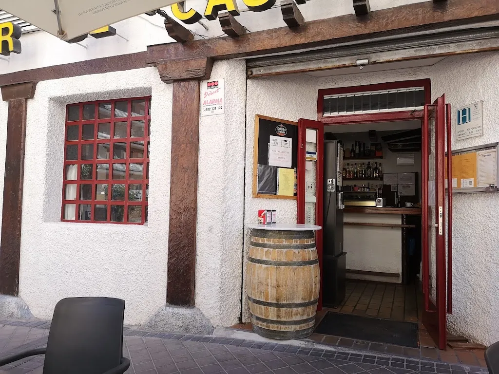 Troy Roach_Restaurante Mirador de Castilla_Puerto Castilla_review