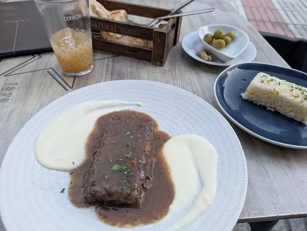 Yuzhen Wang_Restaurante Castilla_Puerto Castilla_review