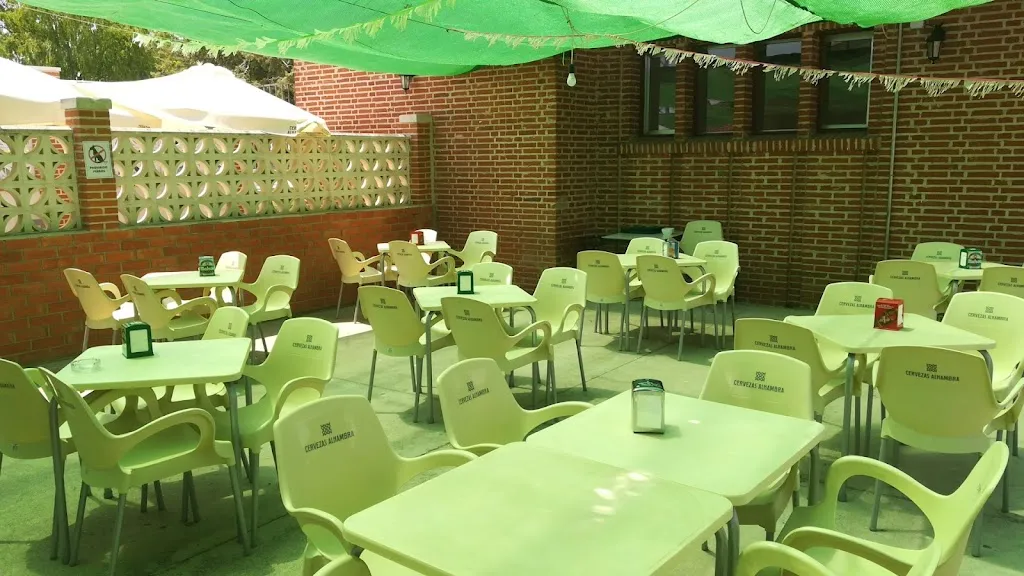 Chiringuito de piscina_Rasueros_slider_image_1