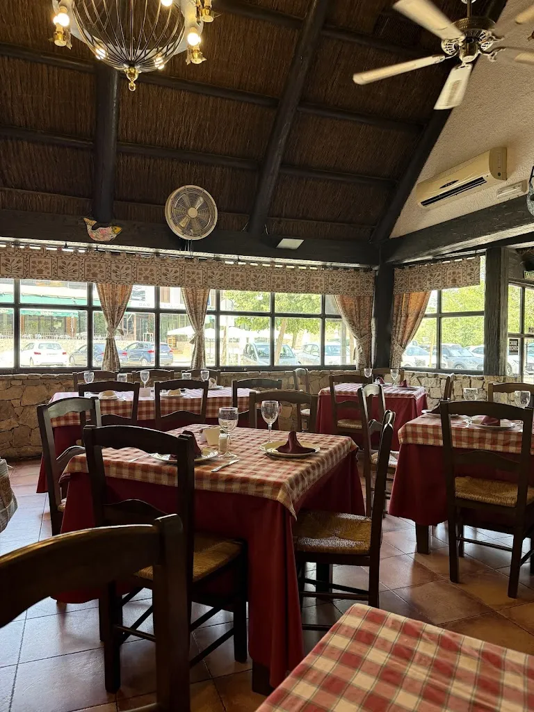 Mesón Riofrío_Riofrío_slider_image_1