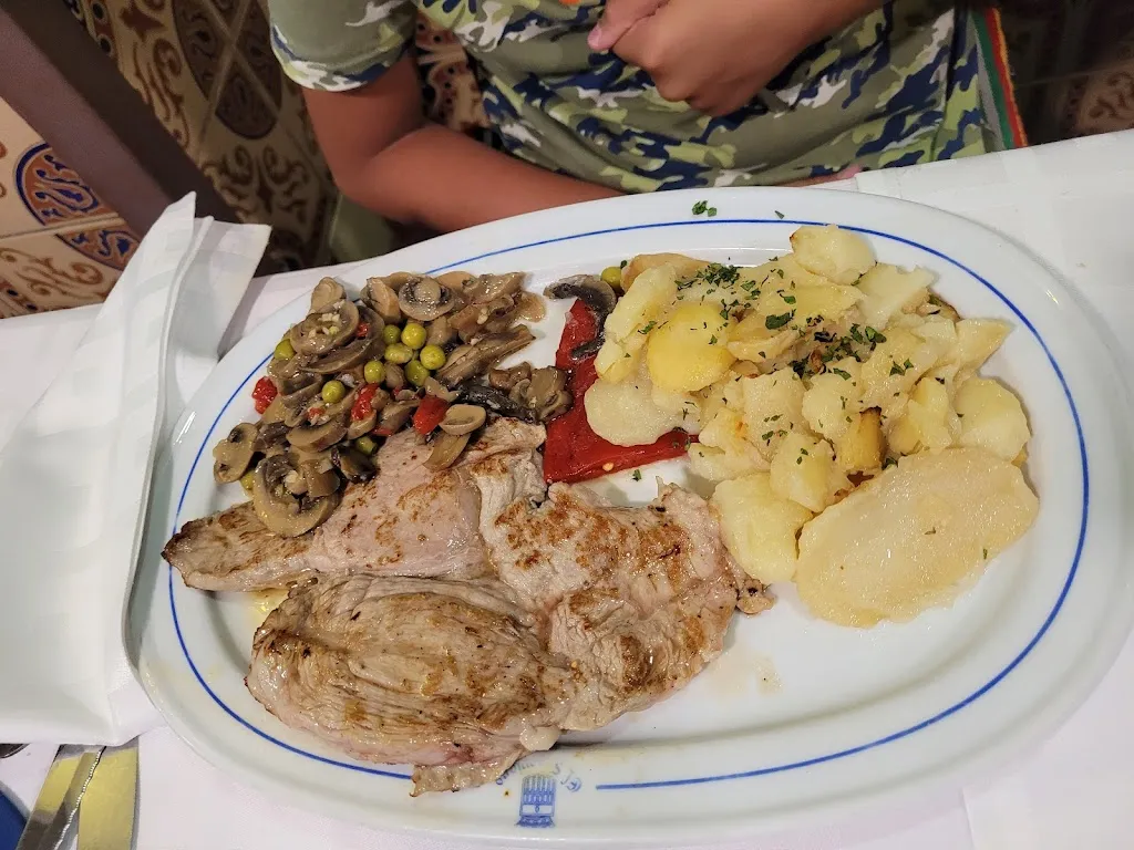 Daniyar Shigayev_Mesón Restaurante EL SEGOVIANO_Riofrío_review