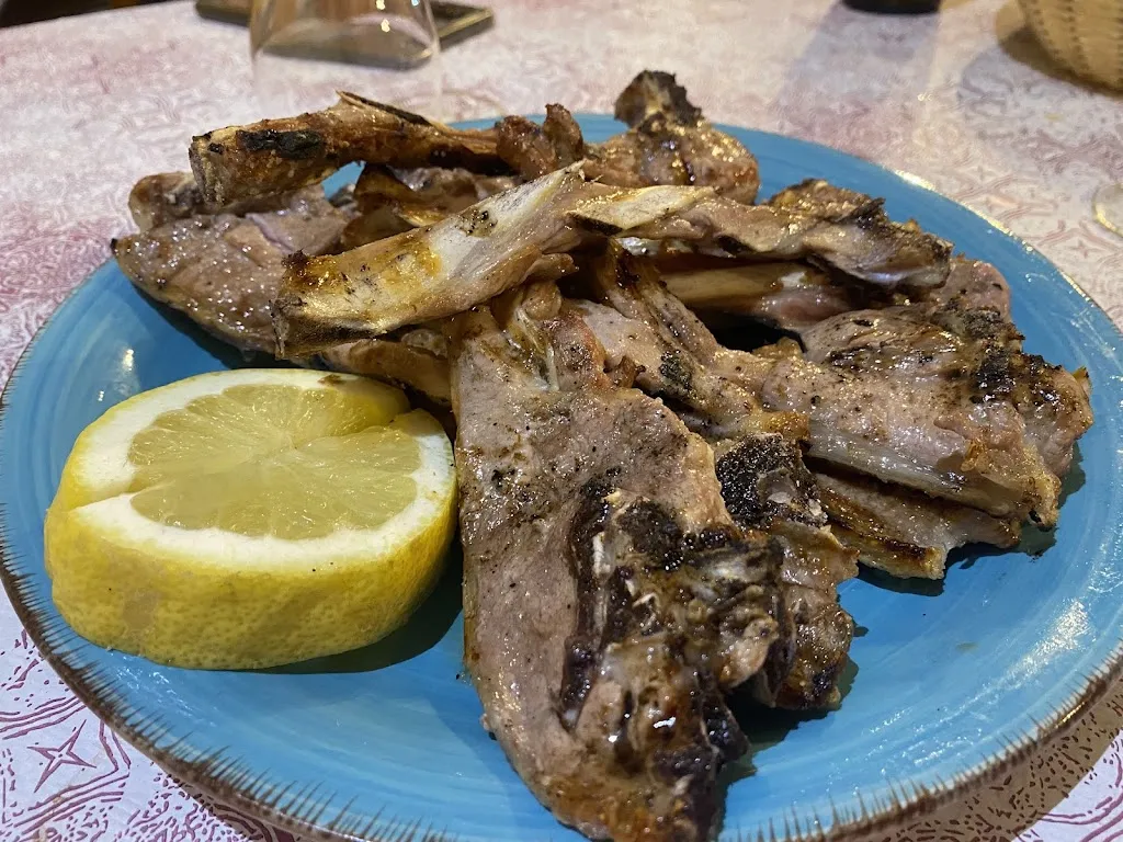 Mari Angeles Madrid_El Colegial_Salobral_review