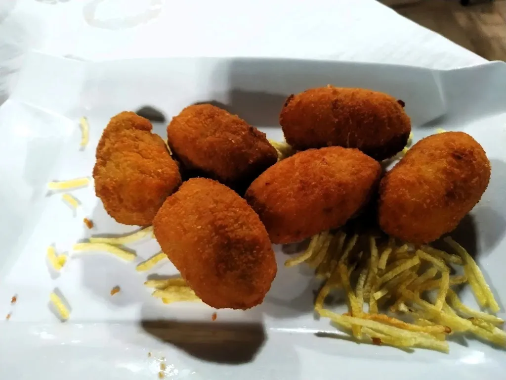 Bar restaurante Los Claveles_Navalmoral_slider_image_3