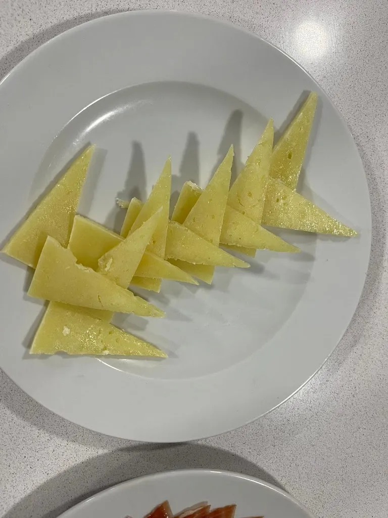 Angel Rodriguez Martin_Restaurante Siglo 22 – Comida casera, Terraza y Desayunos en Navalmoral_Navalmoral_review