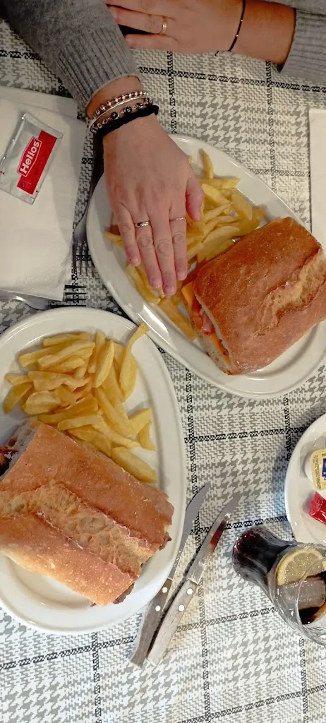 Eduardo D. S._Bar Restaurante Arpa_Navalmoral_review