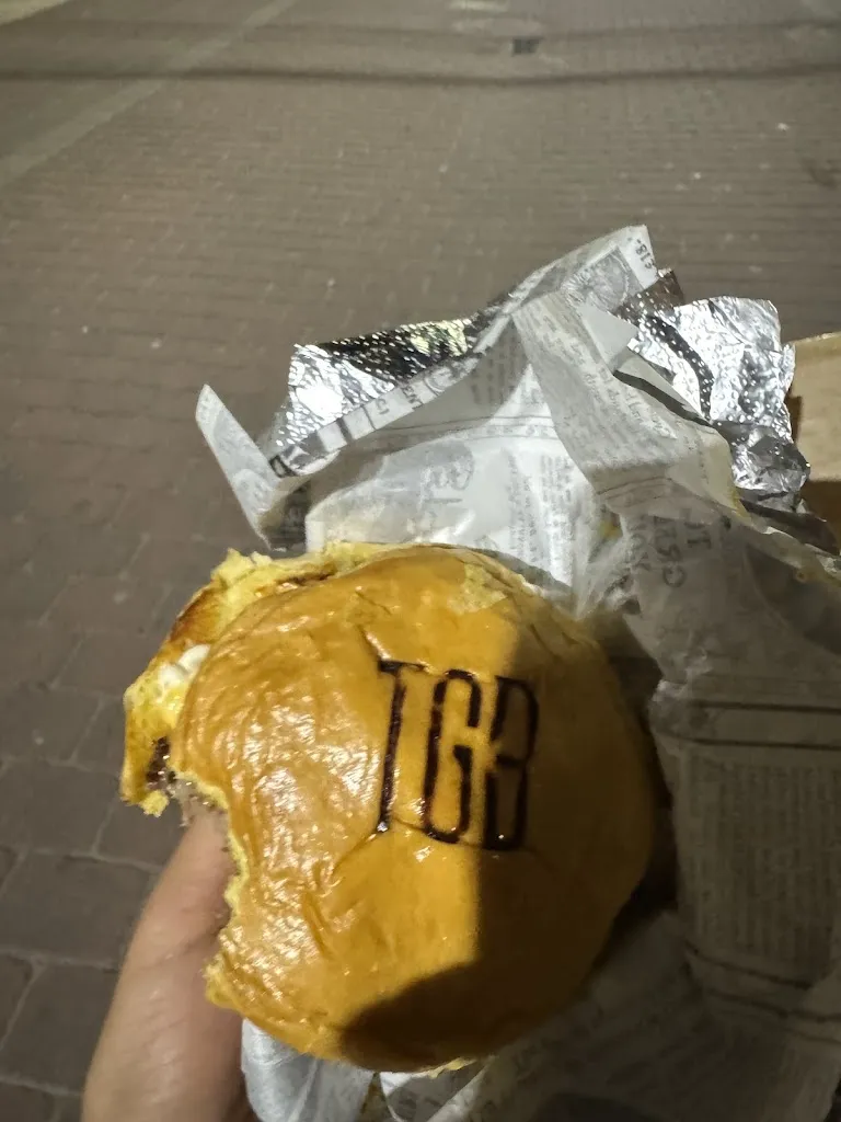 Francesca Casanova Navarro_DMD Burguer_Navalmoral_review