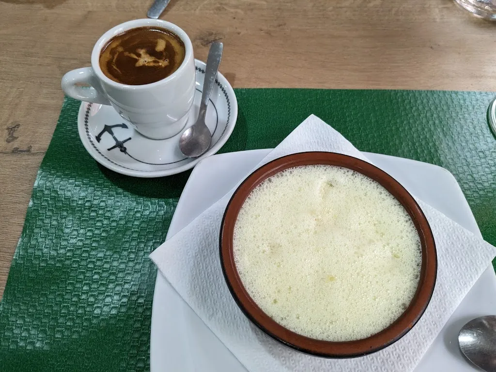 Qiaoyu Ma_Restaurante Casa do Bacalhau_Navalmoral_review