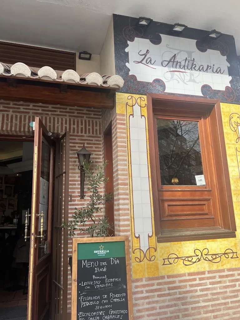 輝みゆう_Taberna La Antikaria_Mesia_review